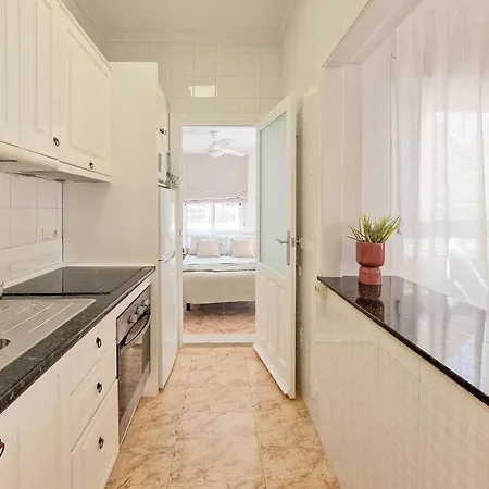 Apartment Xxx *